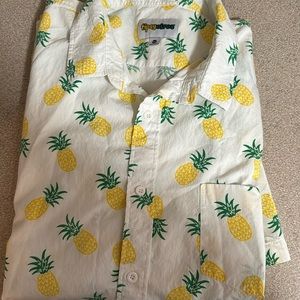 TIPSY Elves Pineapple button down